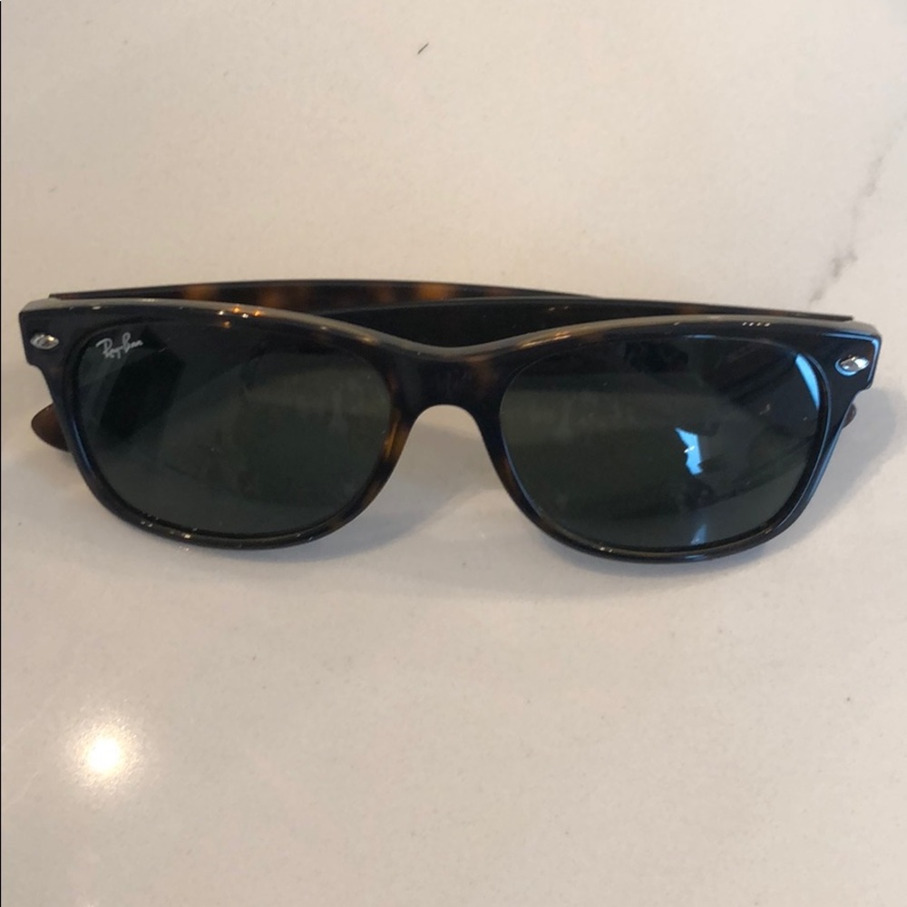 Ray Ban women’s sunglasses